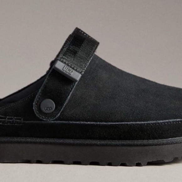 UGG Black Goldenstar clogs size 5 Youth/ 6-6.5 women’s /37 EU hot trend $130 - Picture 7 of 14